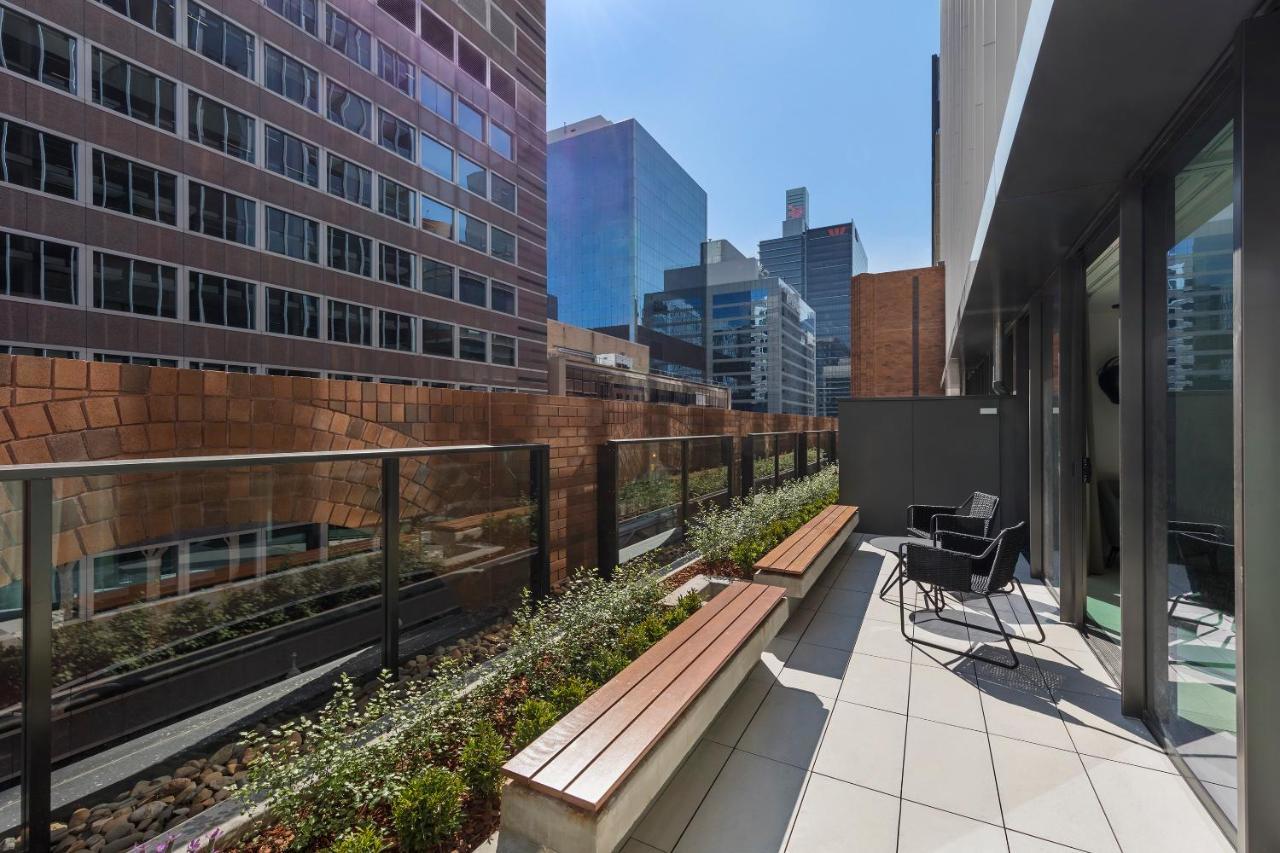 Skye Suites 시드니 외부 사진 The rooftop garden